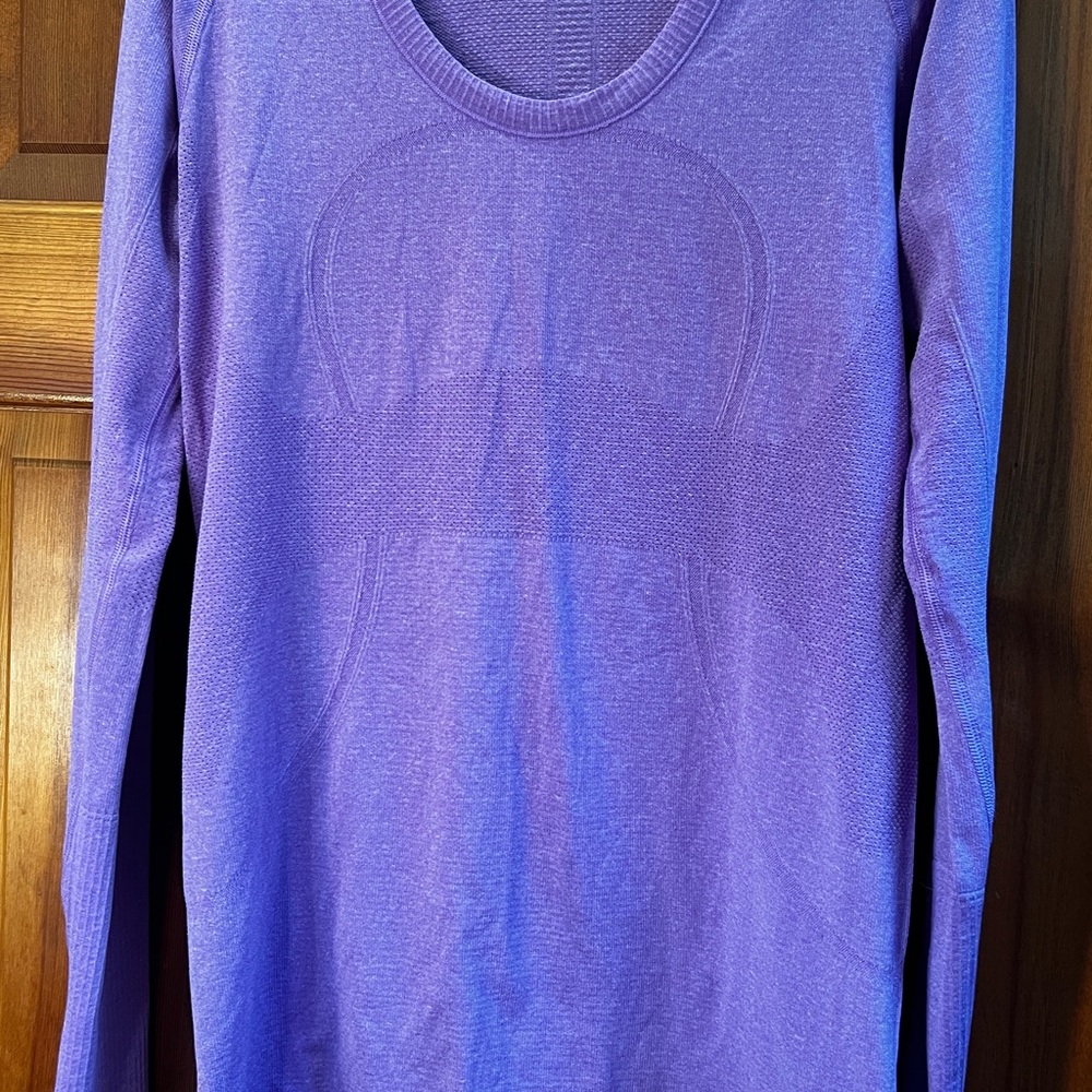 Lululemon Swiftly Tech Long Sleeve -lavender